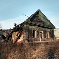 разрушенный дом в д. Давыдовское