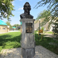 Памятник Чердынцеву В.М.