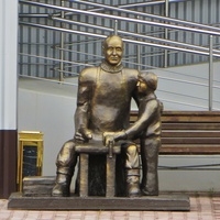 Скульптура "Мастер и ученик"