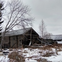 разрушенный дом в д. Никитин Починок