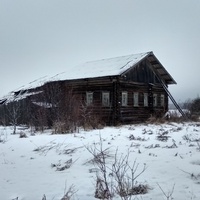 нежилой дом в д. Запольное