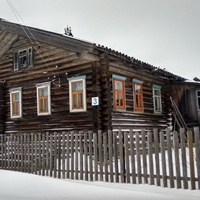 дом в д. Угрюмовская