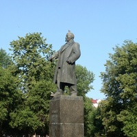 Памятник Ленину в Комсомольском сквере