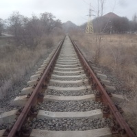 Здесь ходили поезда на шахты номер 7,  5-бис "Трудовская" и асфальтно-бетонный завод.