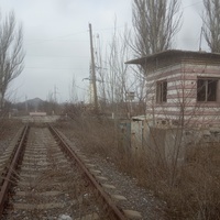Бывший переезд.Здесь ходили поезда к шахтам № 7,№ 11,  5-Бис  "Трудовская",асфальтно-бетонному заводу.