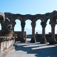 Развалины храма Звартноц