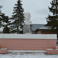 Памятник В.И.Ленину в пгт. Нарышкино