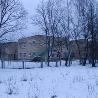 Здание детского сада посёлка санатория "Озеро Белое" (в нём же библиотека, 1-й класс школы, ранее размещалась и местная администрация)