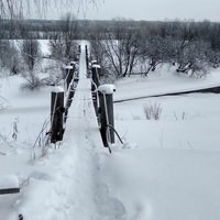 пешеходный мост (лава) через реку Уфтюга в д. Семёновская