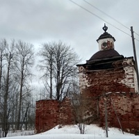 разрушенная церковь в д. Поповка-Пушторская