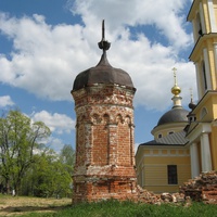 Башня ограды около Воскресенской церкви