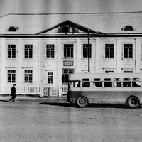 Туимская средняя школа №4. Начало 1960-х годов. Автор фото - Попов В.С.