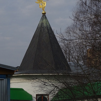 Борисоглебский мужской монастырь. Одна из башен монастыря.