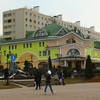 Улица Загорская, 24. Торговый дом "Русь".