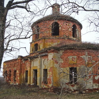 Половнёво. Церковь Сергия Радонежского - единственная оставшаяся в селе постройка.