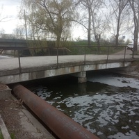 Автомобильный мост через Магистральный канал Кильченской оросительной системы.