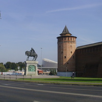 Памятник Дмитрию Донскому у Коломенской (Маринкиной) башни