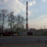 Высота трубы Харьковской ТЭЦ-5   330 метров.