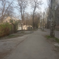 Улица Сергея Серикова- многолетнего директора Запорожского автозавода.