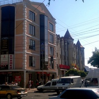 Белгород-Днестровский. Торговый центр "Рута".