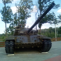 Площадка военной техники.