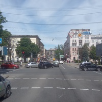 Перекресток улиц Артёма и проспекта Карла Маркса.