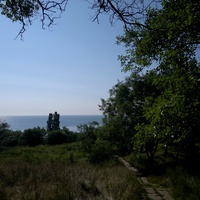 Чёрное море (вид со сквера Паустовского).