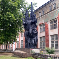 Памятник воинам-зоровцам, погибшим в годы Великой Отечественной войны.