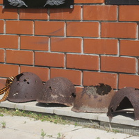 Памятник защитникам села.
