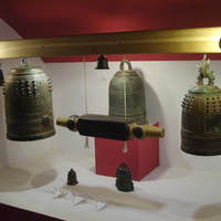 В музее колоколов. Буддийские колокола