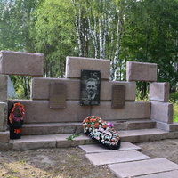 Памятник основоположнику космонавтики Кондратюку Юрию Васильевичу(1897-1942гг.) на Кривцовском мемориале