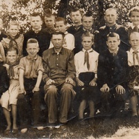 Павел Павлович Лыков и его одноклассники