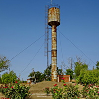 Водонапорная башня на территории школы