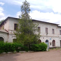 Дворец княгини Кудашевой (1889 г).В советское время школа №3,позже станция юных техников.Cейчас дворец на реставрации.
