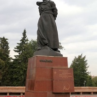 Памятник "Орлёнок"