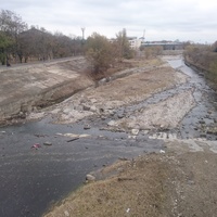 Река Нальчик ниже по течению с моста на ул. Кешокова