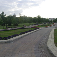 Лошицкий усадебно-парковый комплекс. Центральные аллеи