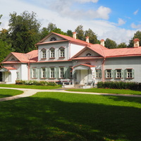 Главный дом усадьбы Абрамцево