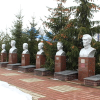Мемориальный комплекс у братской могилы погибших воинов.