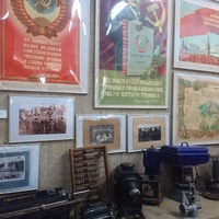 Историко-художественный музей. Зал советской эпохи с коллекцией плакатов