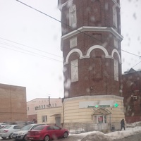 Водонапорная башня с аптекой на 1-м этаже по улице Кирова