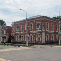 Дом купца Антонова, в настоящее время  библиотека имени Пушкина