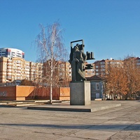 Памятник молодому В.Ульянову