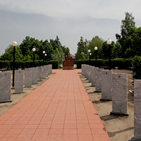 Парк Победы, памятники погибшим воинам в годы Отечественной войны.