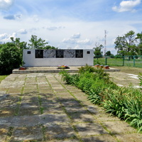 Братская могила ВОВ - перезахоронение с хутора Песчанка