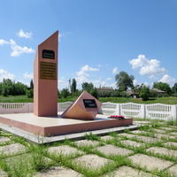 Мемориал - братская могила ВОВ, Братский переулок