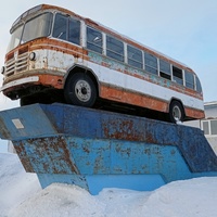 Памятник автобусу ЛиАЗ-158 и водителям Заполярья