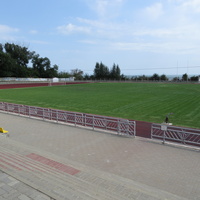 Стадион "Энергетик" - футбольное поле.