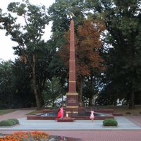 Памятник Героям Великой Победы