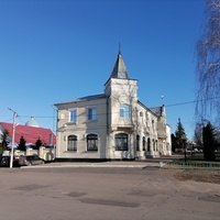 Здание Кромской районной администрации